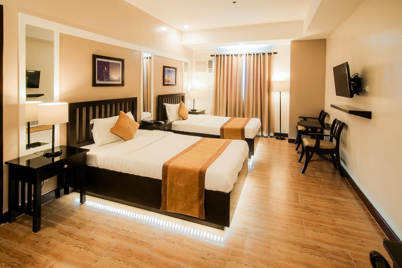 Prime City Resort Hotel Angeles Exteriér fotografie
