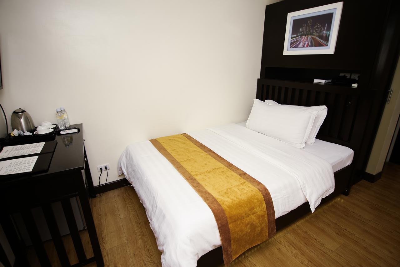 Prime City Resort Hotel Angeles Exteriér fotografie